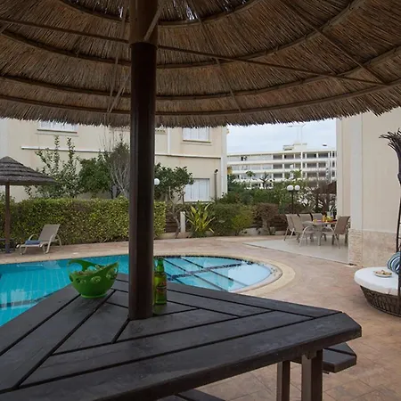 Four Bedrooms 1267 Βίλα *